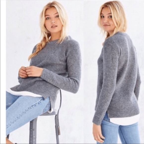 UNIF x Urban Outfitters Gray Layered Look Crewneck Sweater Women’s Small - Picture 3 of 4